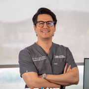Dr. Víctor López Valerio